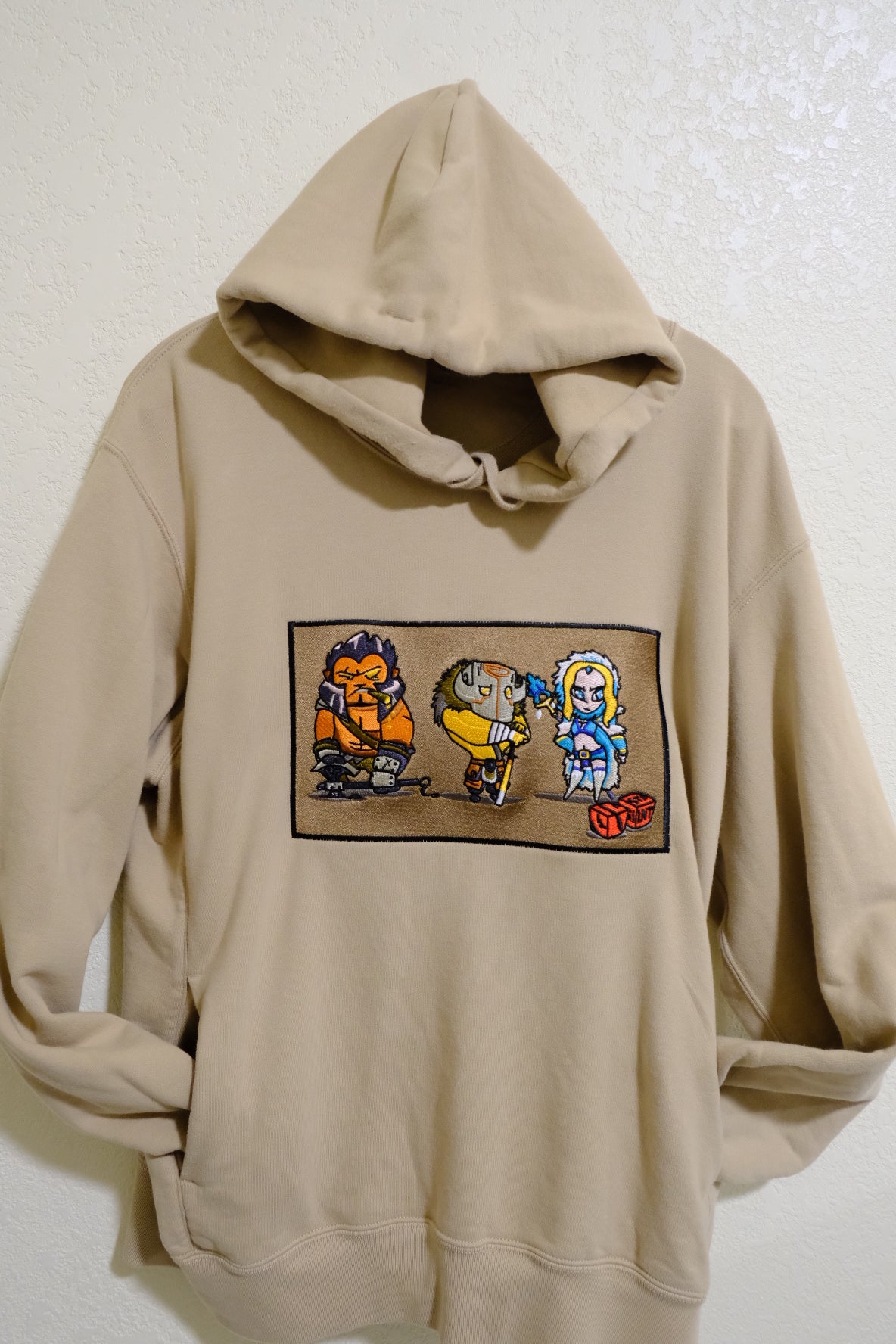 Axe, Juggernaut and Rylai Embroidered Beige Sweat Pullover Hoodie